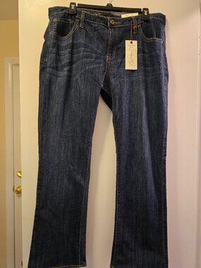 Vera Wang Simply Vera Women's Bootcut Jeans Size 14